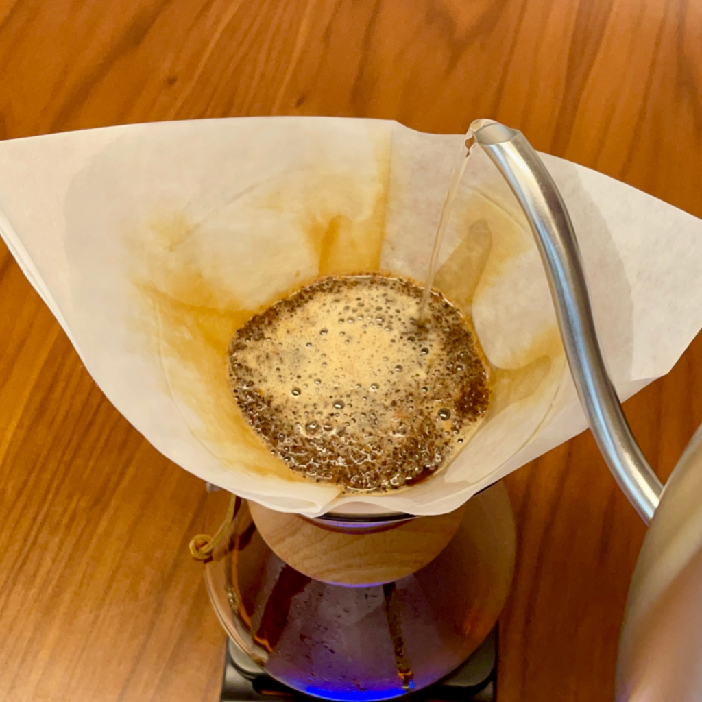 Coffee bloom using a Chemex pour over device