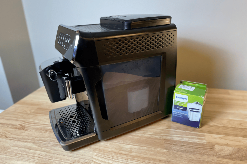 Vaderlijk Kent Samenwerken met Philips 3200 LatteGo Review: Easy And Solid Super Automatic Espresso Machine