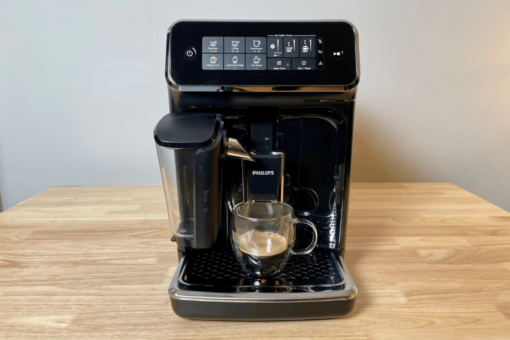 an espresso brewed by the philips 3200 lattego