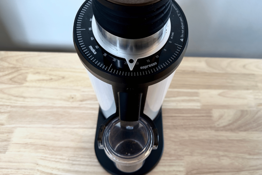 grind dial on the DF64 coffee grinder